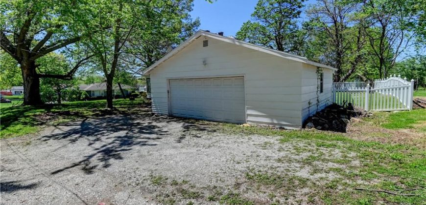 Homes for Sale in Dearborn, MO 64439 | 304 N JUNE Street