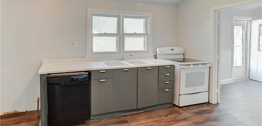 Homes for Sale in Dearborn, MO 64439 | 304 N JUNE Street