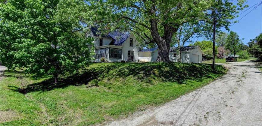 Homes for Sale in Dearborn, MO 64439 | 304 N JUNE Street