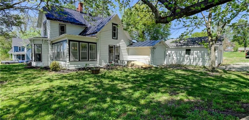 Homes for Sale in Dearborn, MO 64439 | 304 N JUNE Street