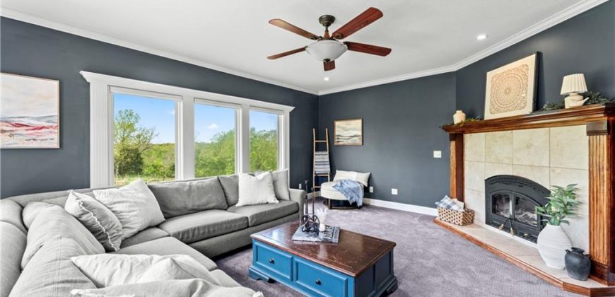 Homes for Sale in Platte City, MO 64079 | 16439 N WINAN Road