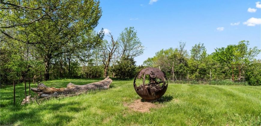 Homes for Sale in Platte City, MO 64079 | 16439 N WINAN Road