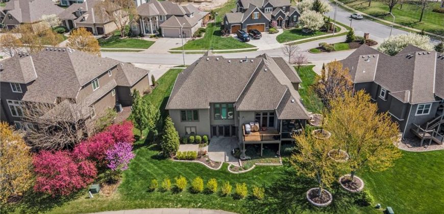 Homes for Sale in Kansas City, MO 64155 | 2804 NE 102nd Terrace