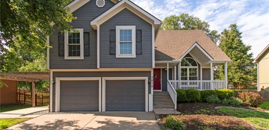 Homes for Sale in Kansas City, MO 64157 | 7910 NE 111TH Terrace