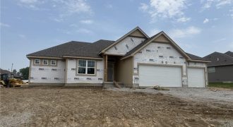 Homes for Sale in Kansas City, MO 64156 | 9311 N Poplar Avenue
