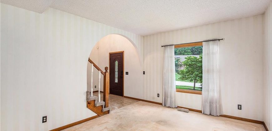 Homes for Sale in Gladstone, MO 64118 | 2409 NE 73rd Terrace