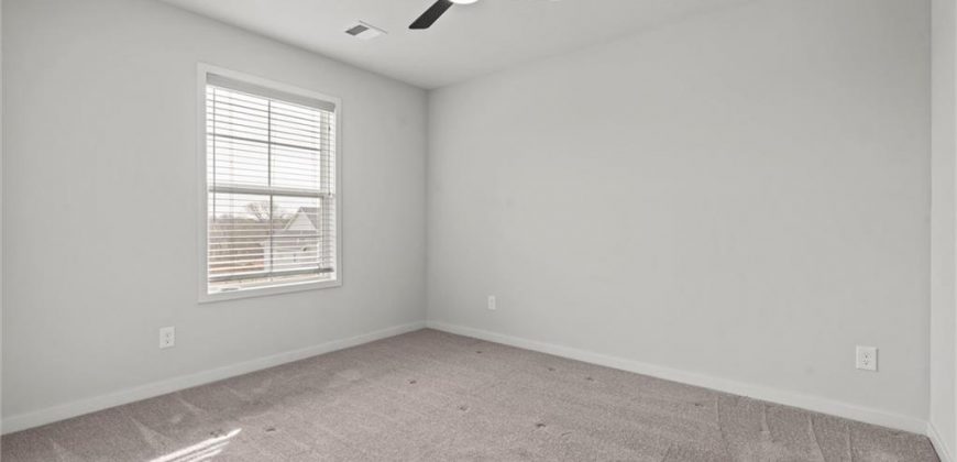 Homes for Sale in Kansas City, MO 64157 | 10530 N Hawthorne Avenue