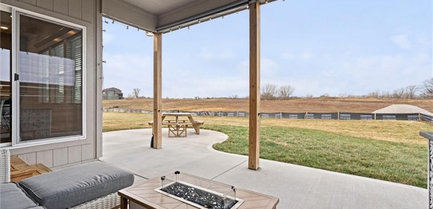Homes for Sale in Kansas City, MO 64157 | 10530 N Hawthorne Avenue