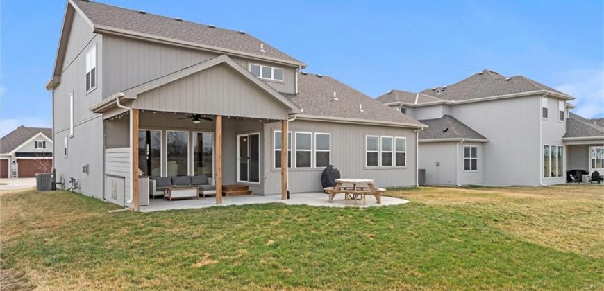 Homes for Sale in Kansas City, MO 64157 | 10530 N Hawthorne Avenue