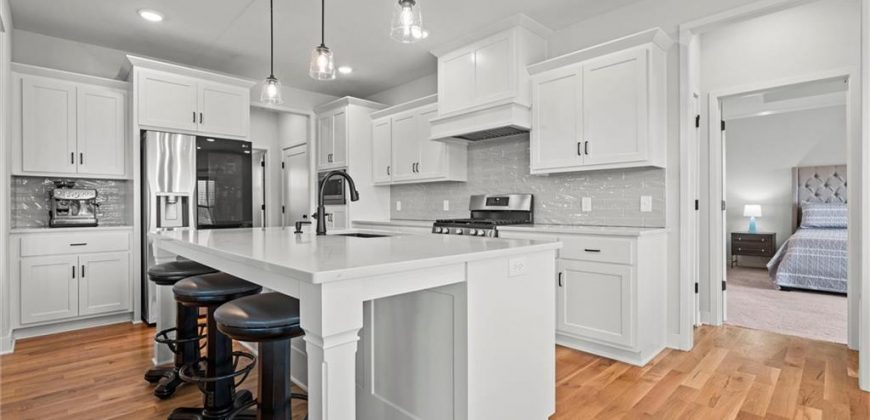 Homes for Sale in Kansas City, MO 64157 | 10530 N Hawthorne Avenue
