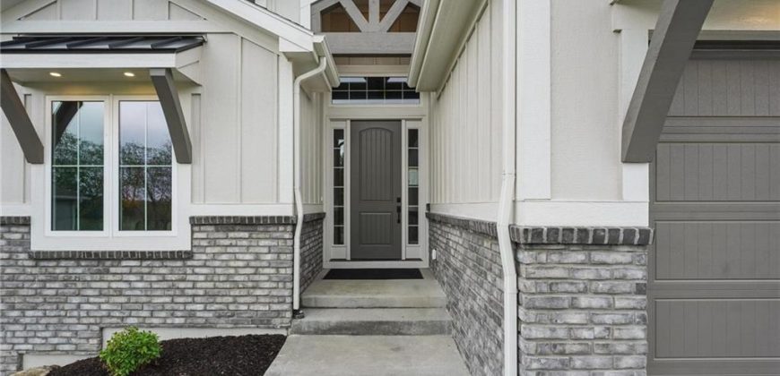 Homes for Sale in Kansas City, MO 64155 | 1320 NW 106th Terrace
