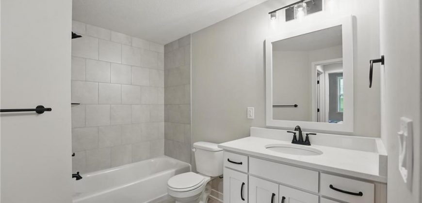 Homes for Sale in Kansas City, MO 64155 | 1320 NW 106th Terrace