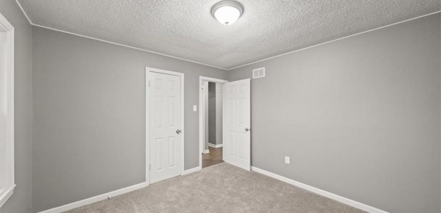 Homes for Sale in Kansas City, MO 64119 | 5800  Antioch Road