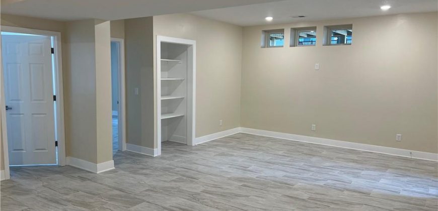 Homes for Sale in Kansas City, MO 64118 | 2320 NE 72ND Street