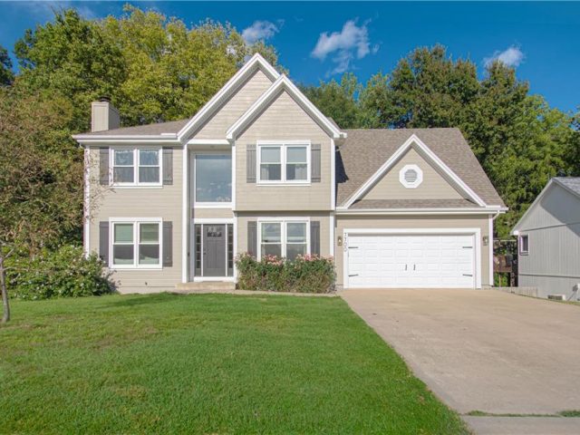 Homes for Sale in Kansas City, MO 64158 | 7700 NE 74th Terrace