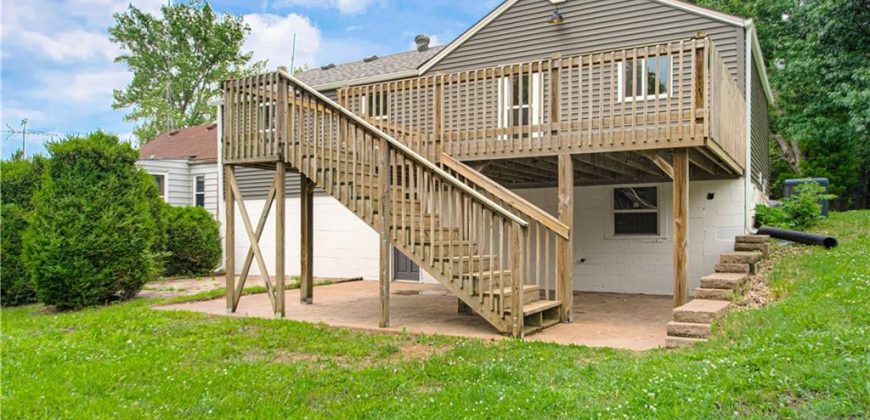 Homes for Sale in Houston Lake, MO 64151 | 5539 NW Adrian Avenue