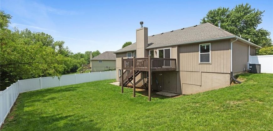 Homes for Sale in Platte City, MO 64079 | 13435  Sycamore Drive