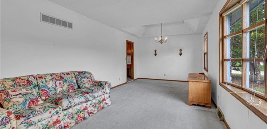 Homes for Sale in Liberty, MO 64068 | 1541 N Withers Road