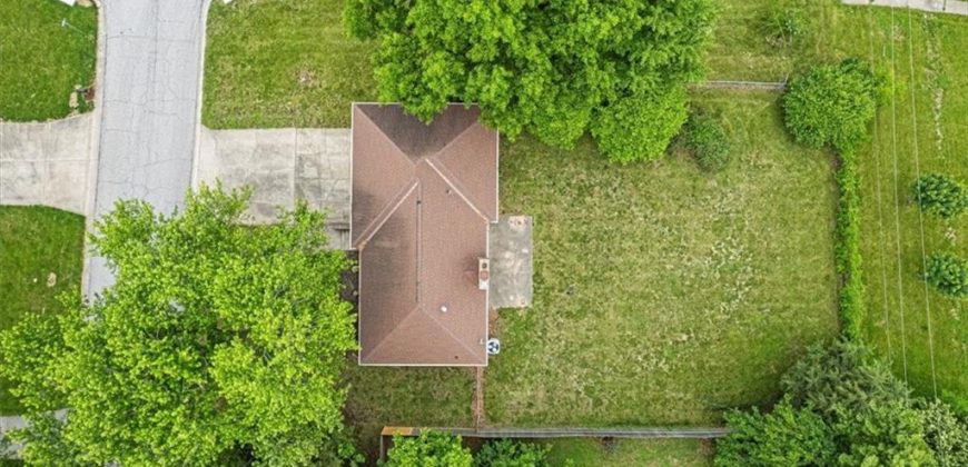 Homes for Sale in Liberty, MO 64068 | 1541 N Withers Road