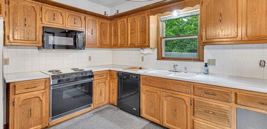 Homes for Sale in Liberty, MO 64068 | 1541 N Withers Road