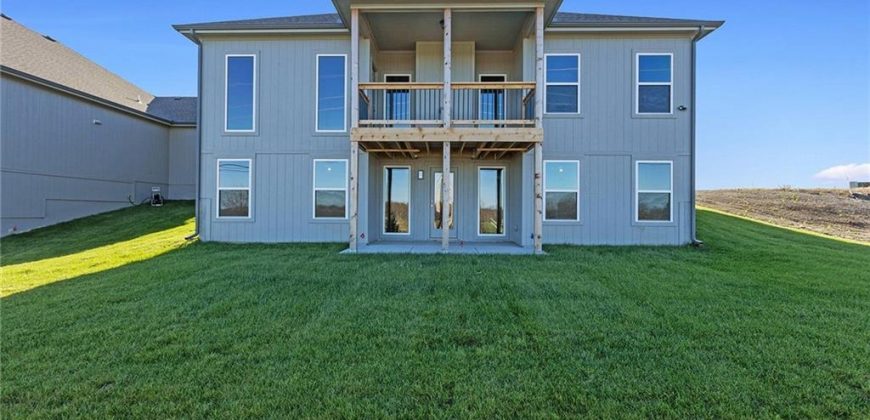 Homes for Sale in Kansas City, MO 64157 | 11453 N Auburndale Circle