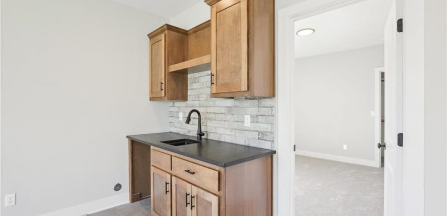 Homes for Sale in Kansas City, MO 64153 | 8211 NW 89th Terrace