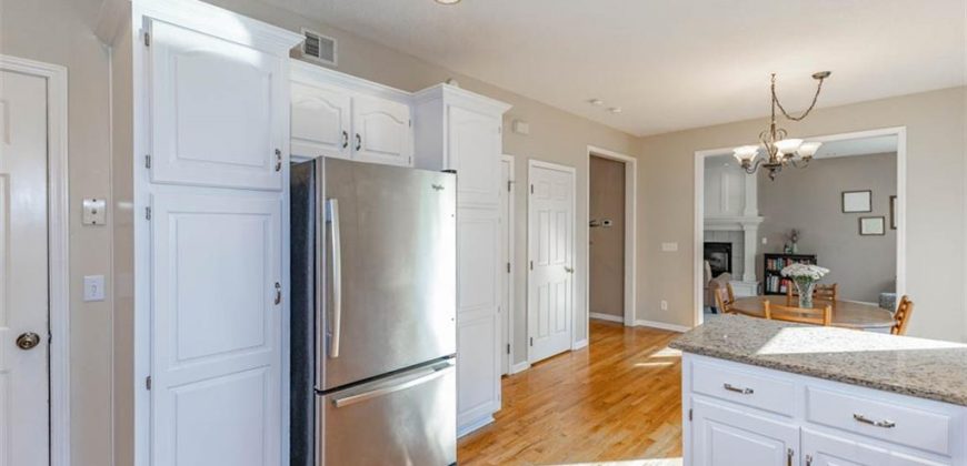 Homes for Sale in Smithville, MO 64089 | 206  Pine Street
