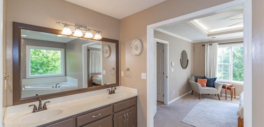 Homes for Sale in Smithville, MO 64089 | 206  Pine Street