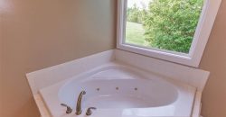 Homes for Sale in Smithville, MO 64089 | 206  Pine Street