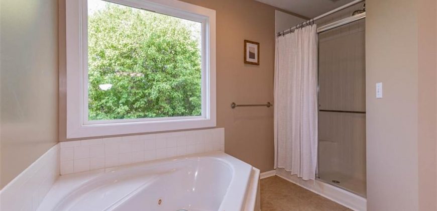 Homes for Sale in Smithville, MO 64089 | 206  Pine Street