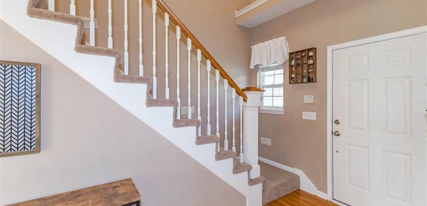 Homes for Sale in Smithville, MO 64089 | 206  Pine Street