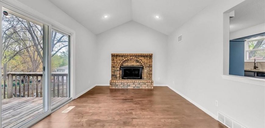 Homes for Sale in Kansas City, MO 64151 | 2218 NW 64 Terrace