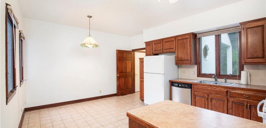 Homes for Sale in Smithville, MO 64089 | 1619  Sunrise Drive
