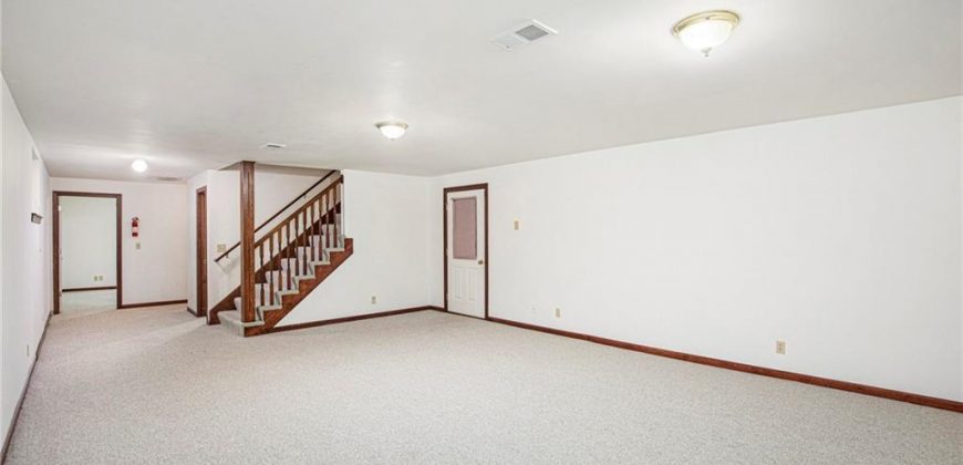 Homes for Sale in Smithville, MO 64089 | 1619  Sunrise Drive