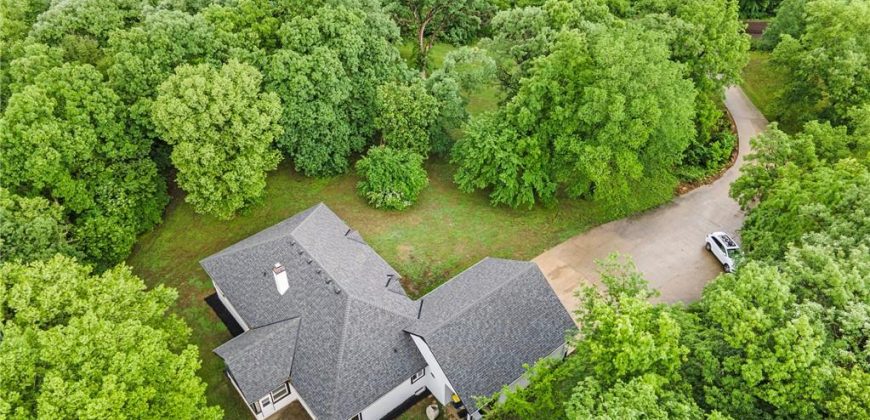 Homes for Sale in Smithville, MO 64089 | 1619  Sunrise Drive