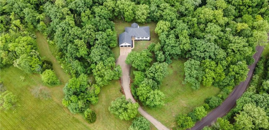 Homes for Sale in Smithville, MO 64089 | 1619  Sunrise Drive