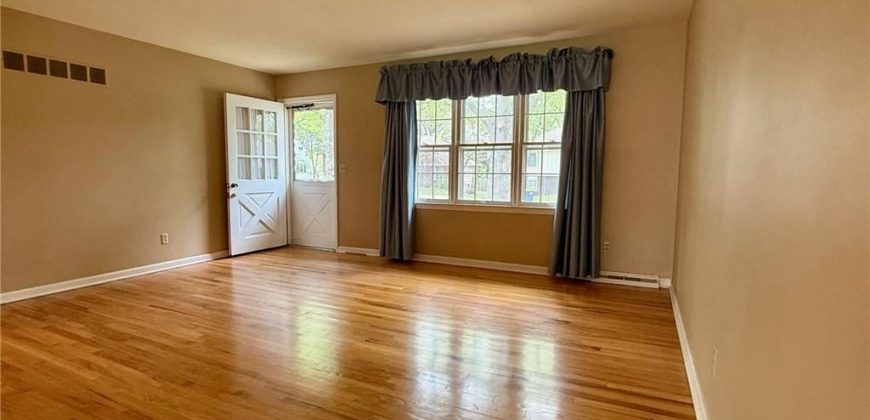 Homes for Sale in Kansas City, MO 64151 | 6919  Park Plaza Drive