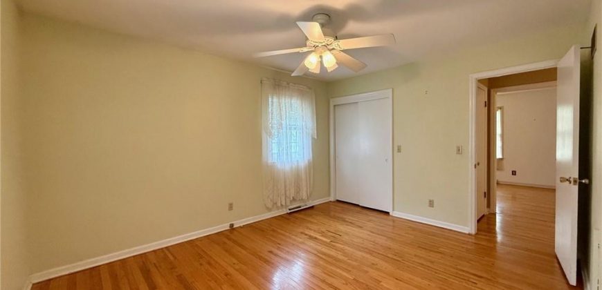 Homes for Sale in Kansas City, MO 64151 | 6919  Park Plaza Drive