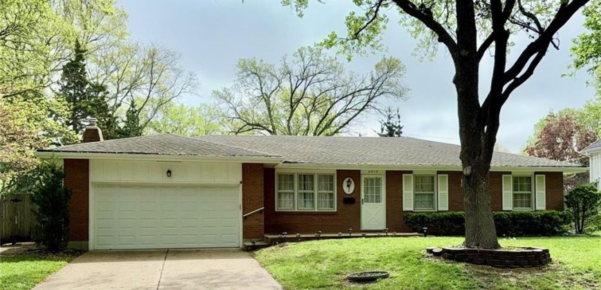 Homes for Sale in Kansas City, MO 64151 | 6919  Park Plaza Drive