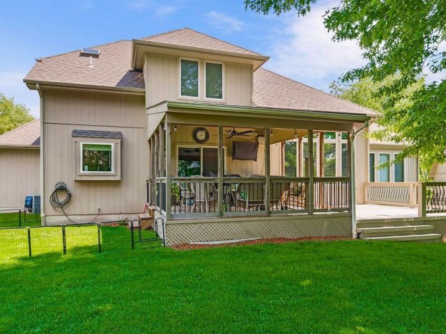 Homes for Sale in Kansas City, MO 64157 | 9008 N Hunter Avenue
