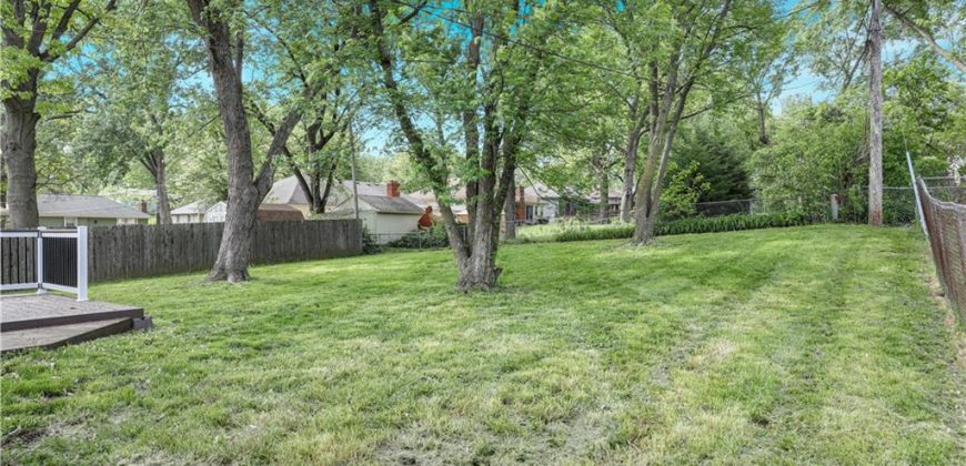 Homes for Sale in Kansas City, MO 64155 | 111  90th Terrace