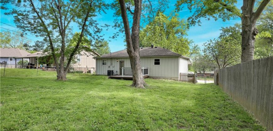 Homes for Sale in Kansas City, MO 64155 | 111  90th Terrace