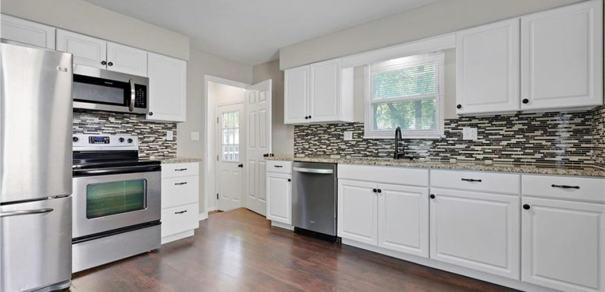 Homes for Sale in Kansas City, MO 64155 | 111  90th Terrace