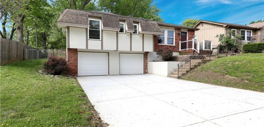 Homes for Sale in Kansas City, MO 64155 | 111  90th Terrace