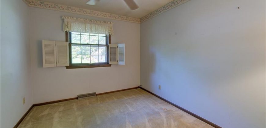 Homes for Sale in Gladstone, MO 64118 | 6745 N Garfield Avenue