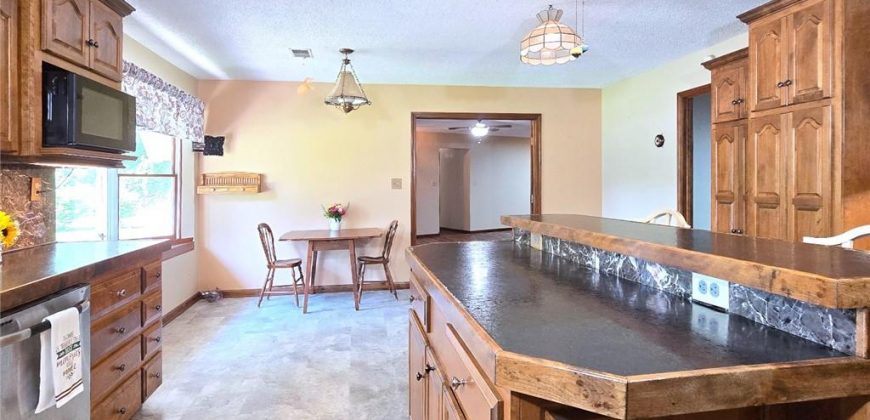 Homes for Sale in Liberty, MO 64068 | 2101  Hillview Road