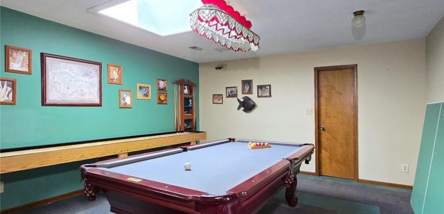 Homes for Sale in Liberty, MO 64068 | 2101  Hillview Road