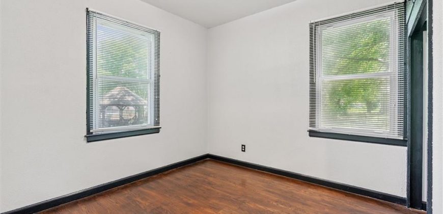 Homes for Sale in Kansas City, MO 64118 | 1005  67th Street
