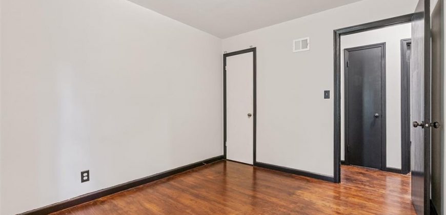 Homes for Sale in Kansas City, MO 64118 | 1005  67th Street