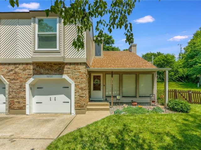 Homes for Sale in Kansas City, MO 64119 | 7231 N Bales Street